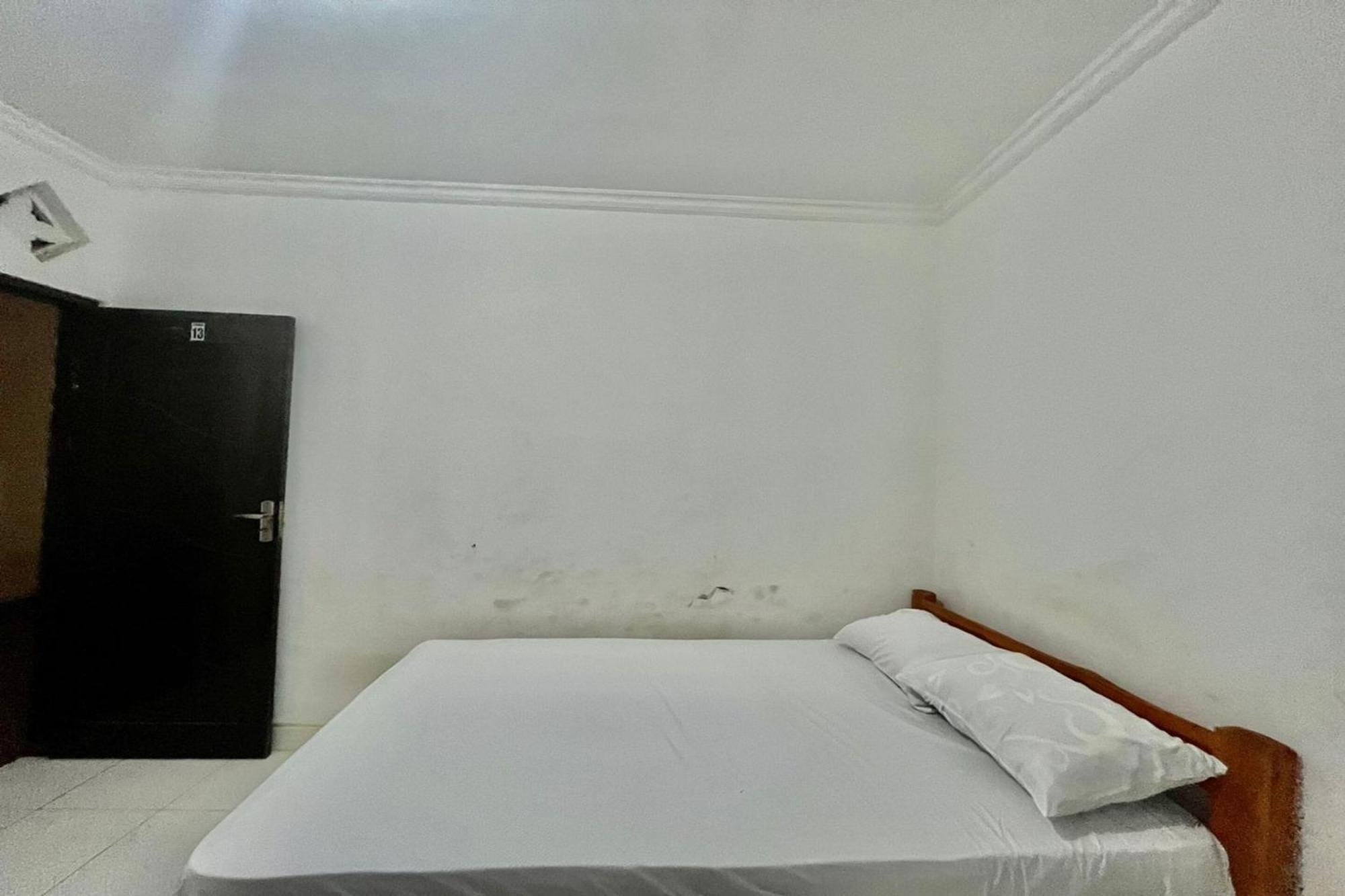 Oyo Life 93504 Kost Krisna Otel Temukus Dış mekan fotoğraf