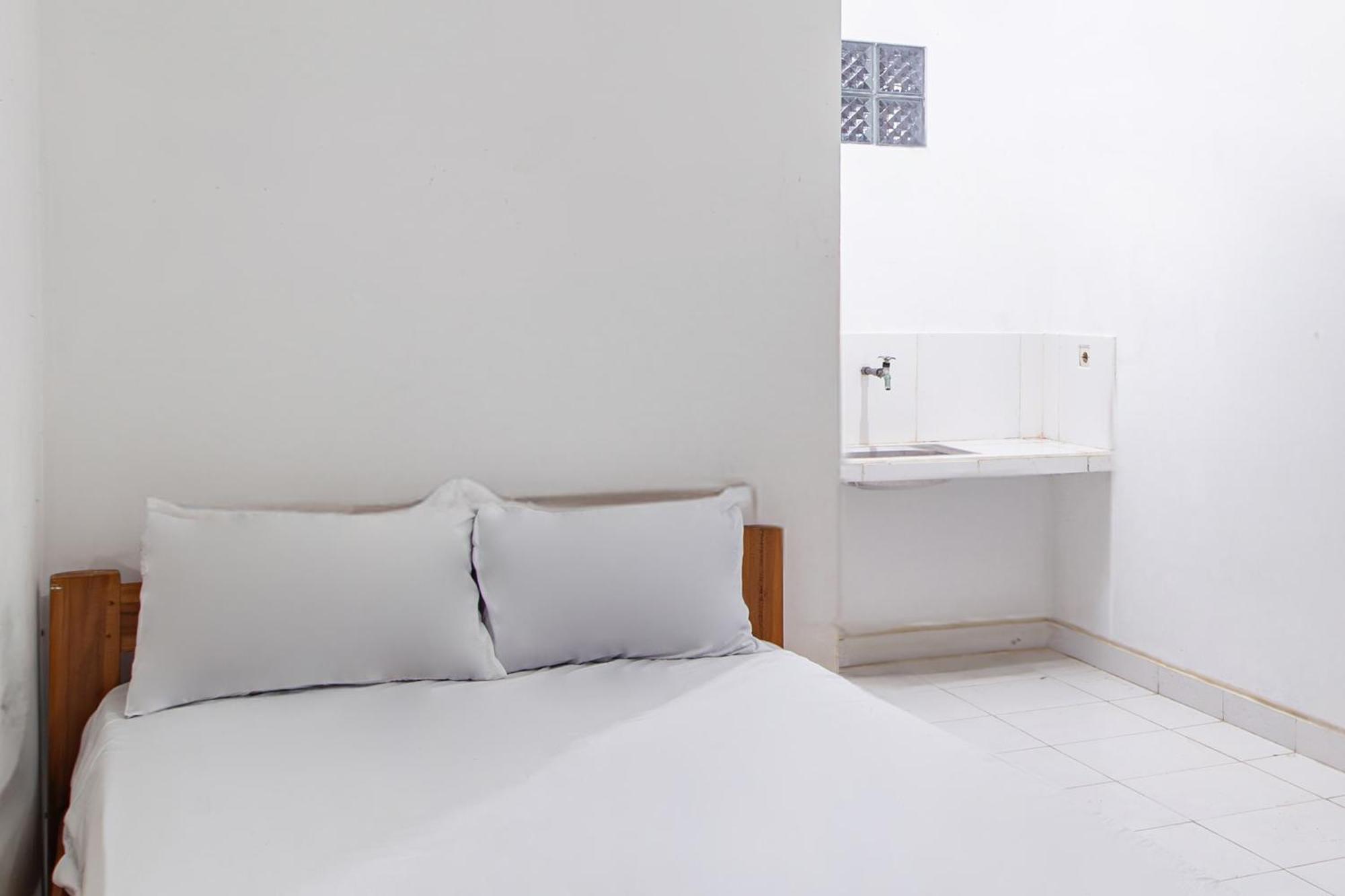 Oyo Life 93504 Kost Krisna Otel Temukus Dış mekan fotoğraf